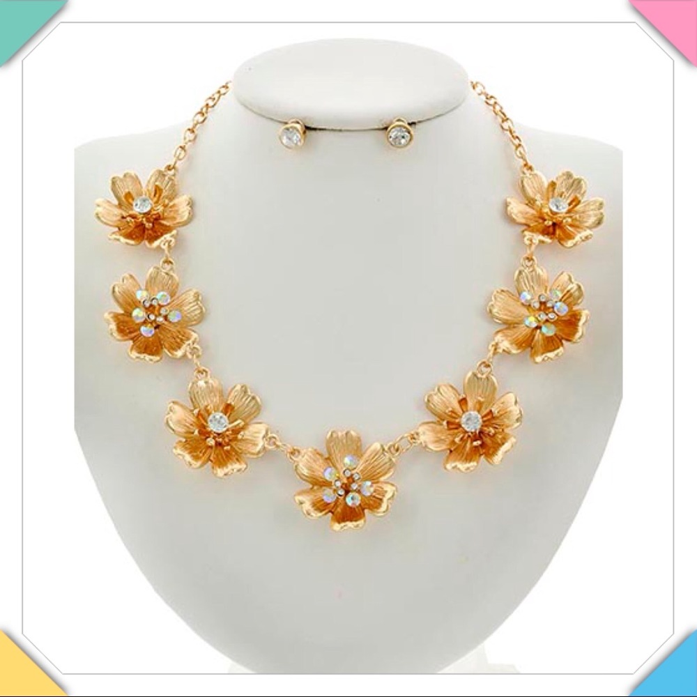 🛍Necklace Earrings Set🛍